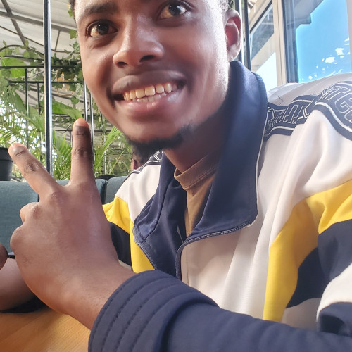 Rheinhard Isabwa G. profile photo