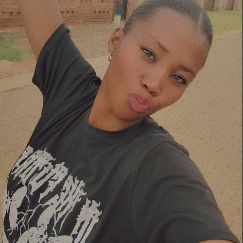 Lindiwe m.