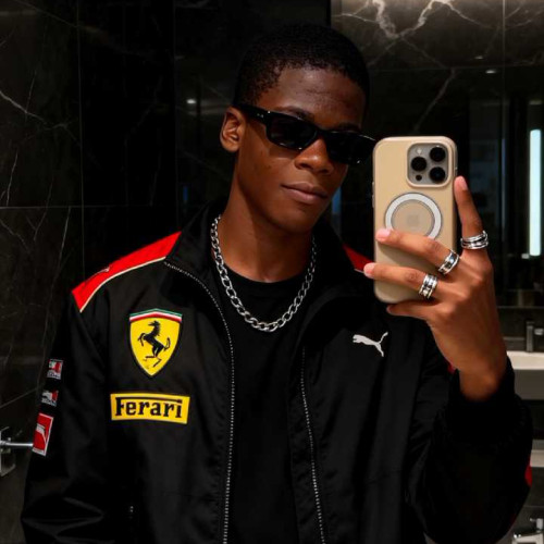 Lavis D. profile photo